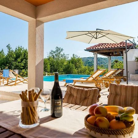 Villa Doli - Lovely Holiday Home With Private Pool Buitenkant foto