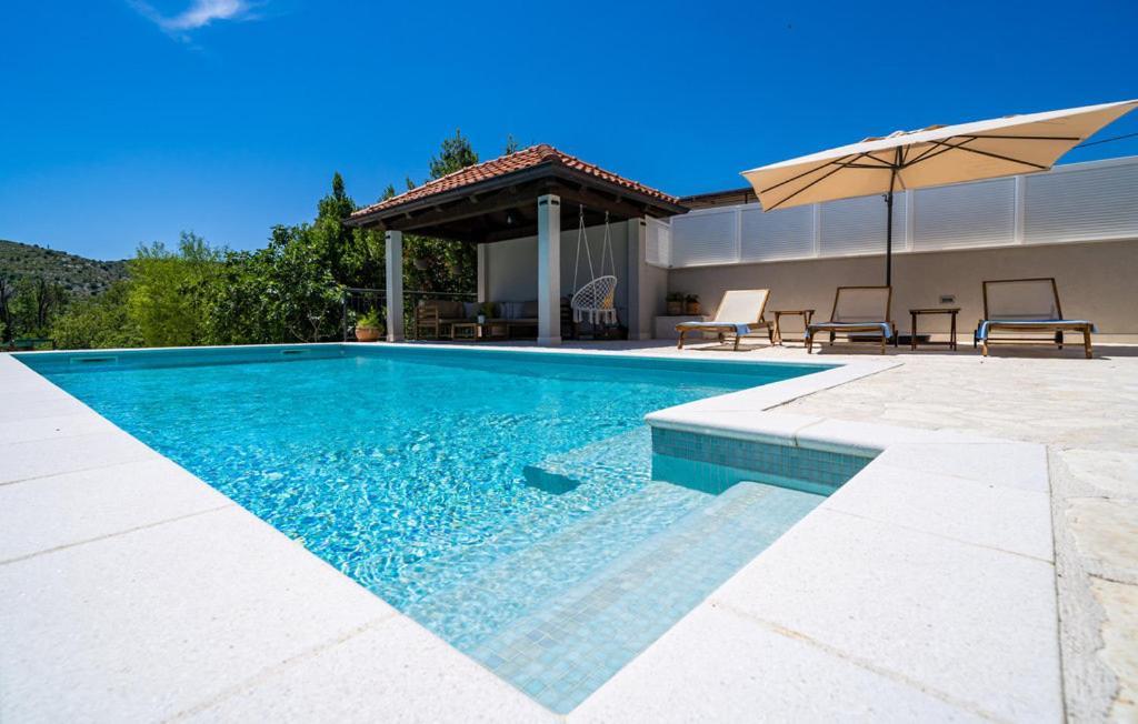 Villa Doli - Lovely Holiday Home With Private Pool Buitenkant foto