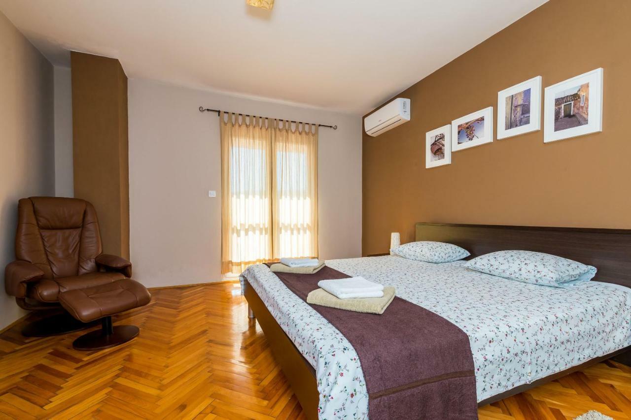 Villa Doli - Lovely Holiday Home With Private Pool Buitenkant foto