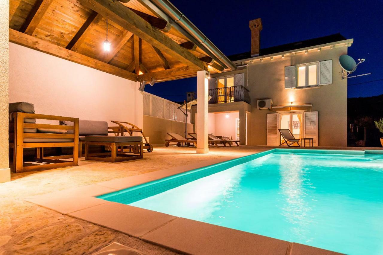 Villa Doli - Lovely Holiday Home With Private Pool Buitenkant foto