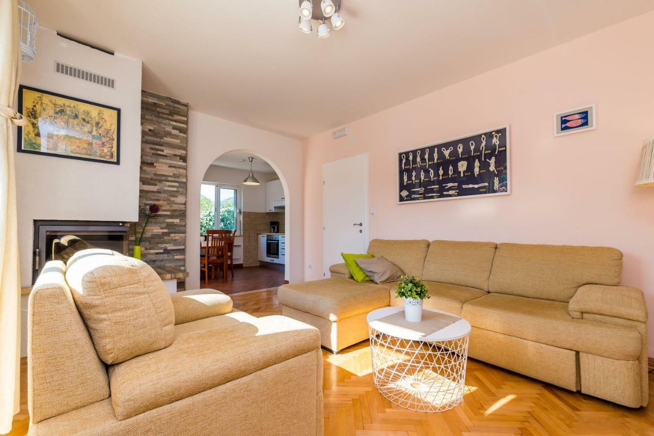Villa Doli - Lovely Holiday Home With Private Pool Buitenkant foto