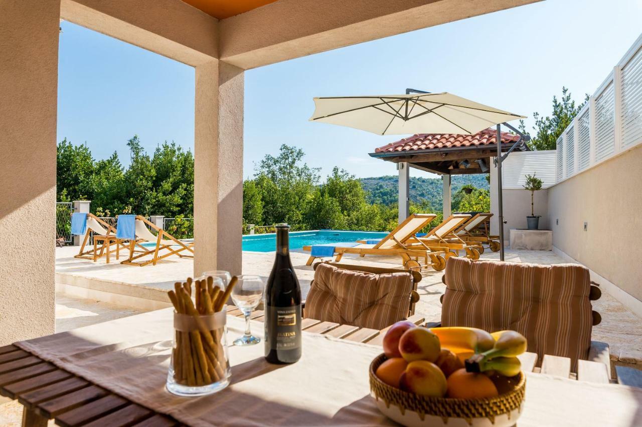 Villa Doli - Lovely Holiday Home With Private Pool Buitenkant foto